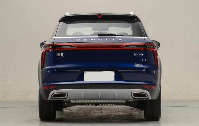 新宝骏打造的“头等舱”，长超4米7，比SUV更适合家用，不足8万