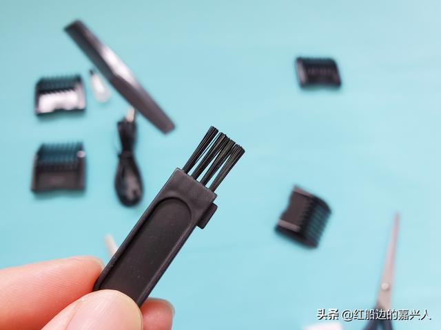 宅家自己来理发，小米有品映趣理发器简单体验