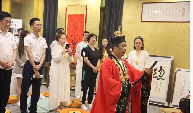 青龙道长国学之窗道话人生栏目第二期