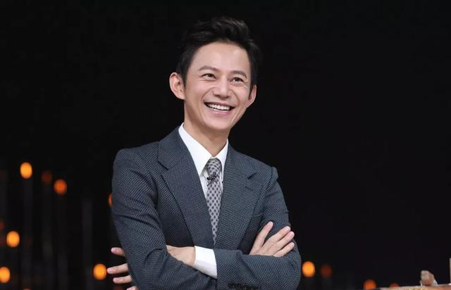 半個(gè)娛樂(lè)圈為何炅慶生，“何榜”前三為TFboys，任嘉倫最膩歪