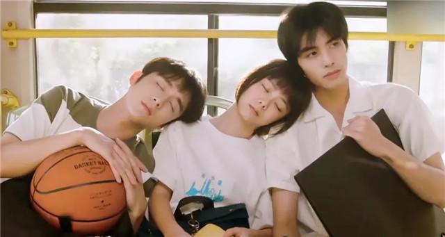 相亲|《以家人之名》李爸相亲被邻居吐槽 问题来了，女人走后男人多久再婚合适？