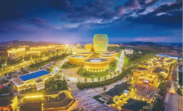 中国陶瓷谷入选湖南十大文旅地标