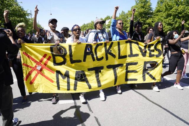 赵立坚回应美国抗议示威：黑人的命也是命，希望美国政府维护和保障少数族裔合法权利