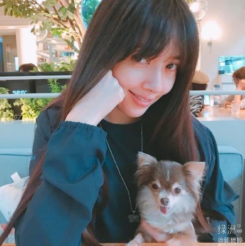 郭碧婷发文称悔不当初，配文引猜测还回怼网友