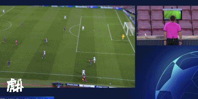 GIF：梅西禁区内被库利巴利踢倒，苏亚雷斯主罚点球命中