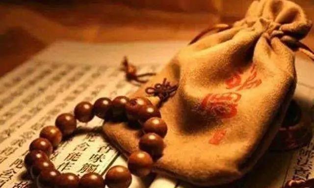 四十岁才发现：管不住这三样东西的人，特别容