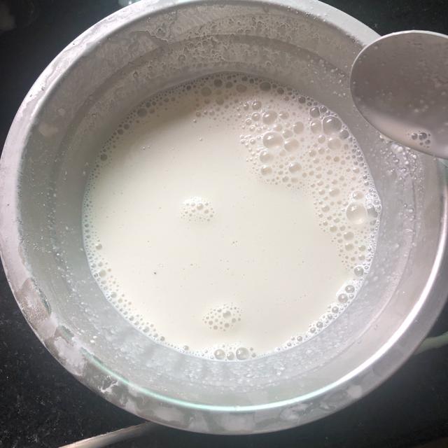 【椰汁千层糕】的做法+配方，Q弹颜值高的千层糕，新手也能做好