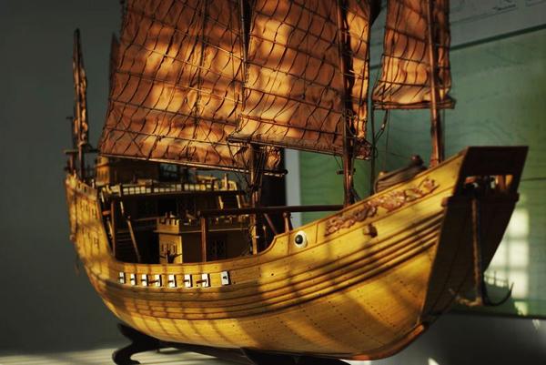 如果郑和以后，明朝舰队继续在西洋远航。世界历史会如何改变？