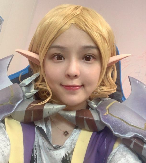 炉石传说板娘发布新卡引众怒直言我不打天梯我评价啥