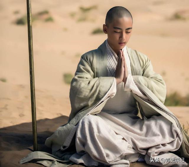 “梁怀吉”有多深藏不露？背着观众演过这么多