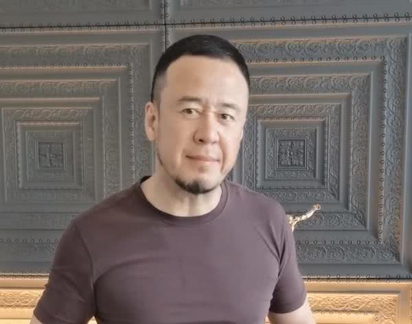 “惊雷风波”再发酵，网红怒斥杨坤只会欺负草