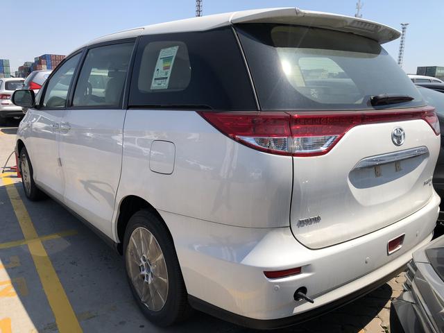 全新一代丰田普瑞维亚到店,强悍的三大件及保值率,赞叹不已