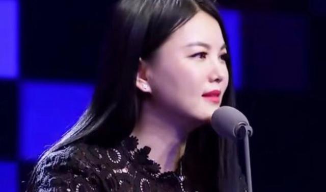 综艺不请赵丽颖，并非因为“赵小刀”之名，而是那场与李湘的对峙