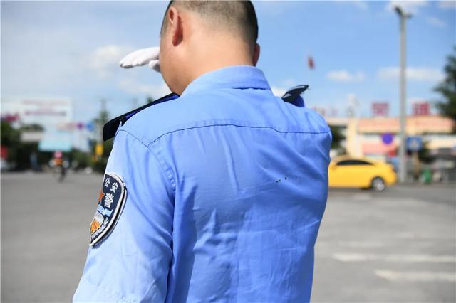 战高温|荣昌公安：战高温 斗酷暑 保平安