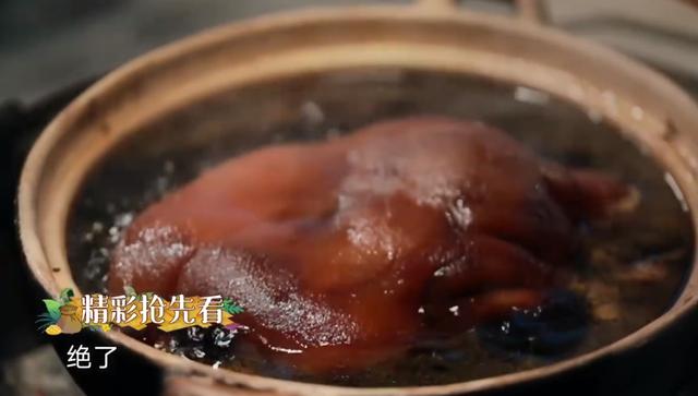 《向往4》黄磊做烧包菜被夸上天，当导演关掉美