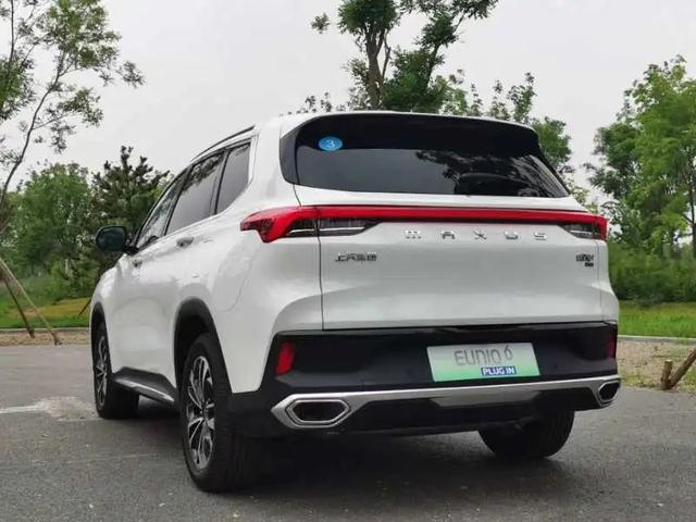 试驾上汽MAXUS EUNIQ插电混动SUV/MPV，谁更适合家用?