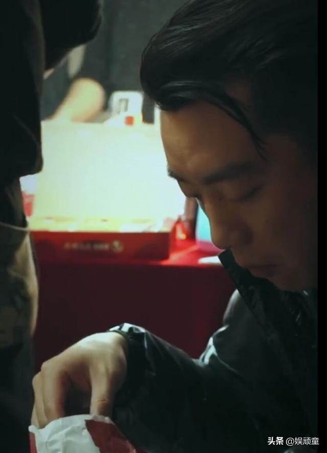 《奔跑吧》郑恺发胖被吐槽，但看到他增肥的过