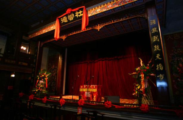 德云社歇业四个月，郭麒麟三个月参加了九档综艺，少爷要养家了？