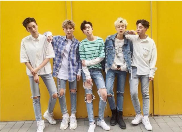 为了捧红陆柯燃，我亲自给“竞品”艺人上课