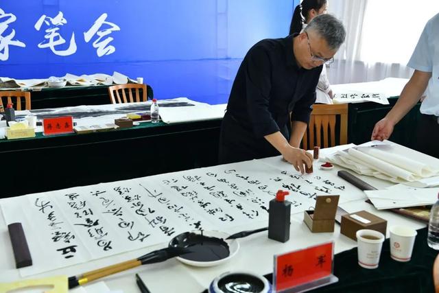 央视书画频道重磅报道2020年“交响丝路 · 问道崆峒”平凉崆峒文化旅游节系列活动