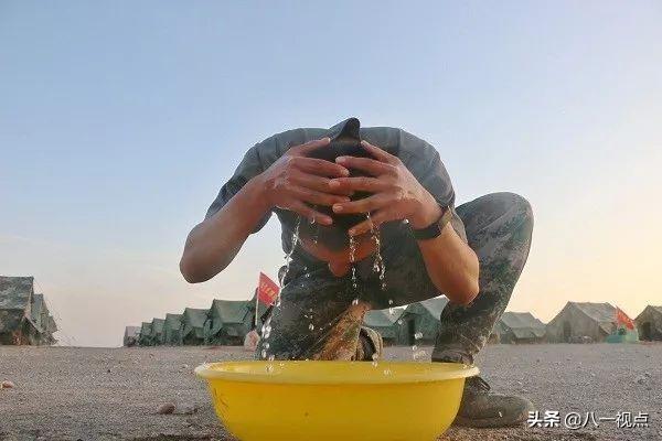 当过兵的，谁还没用过黄脸盆