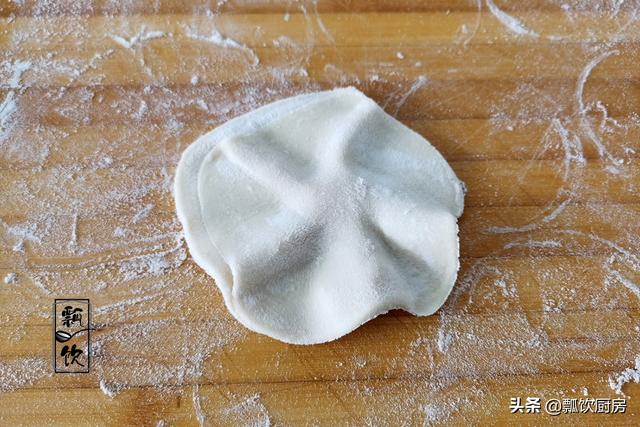 饺子皮与糯米的美味吃搭，不做饺子不吃糕，简单一蒸，家人抢着吃