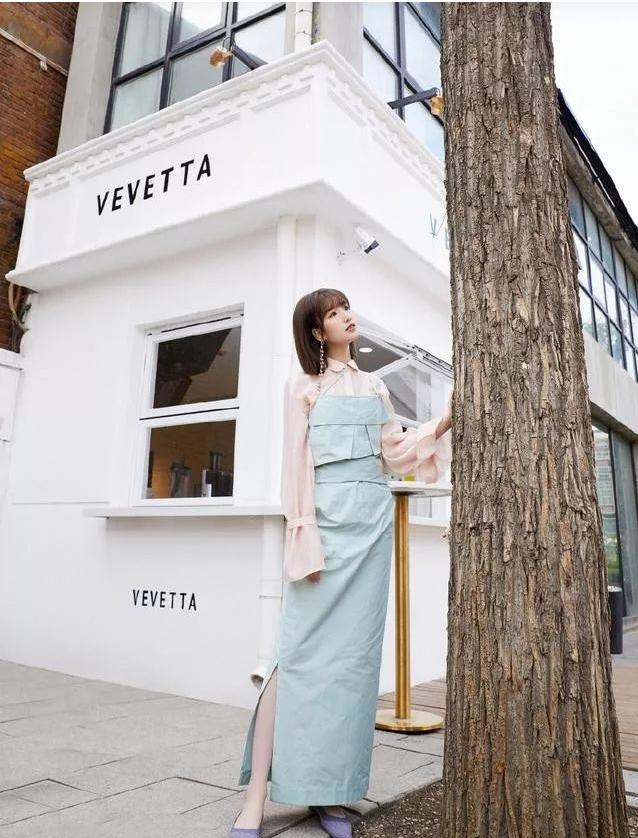 中年女性怎么穿“粉色”？从以下3个搭配窍门入手，高级又显年轻