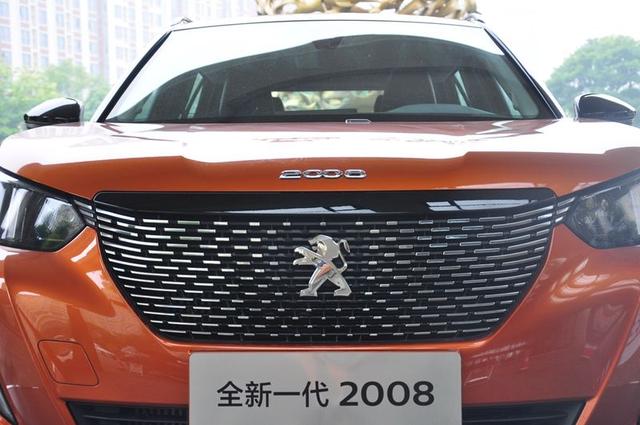 感受全新一代东风标致2008 充满驾驶乐趣