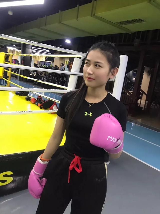 健身房才是美女集中营，里面的大妞让人血脉喷张 ｜ 食色性也