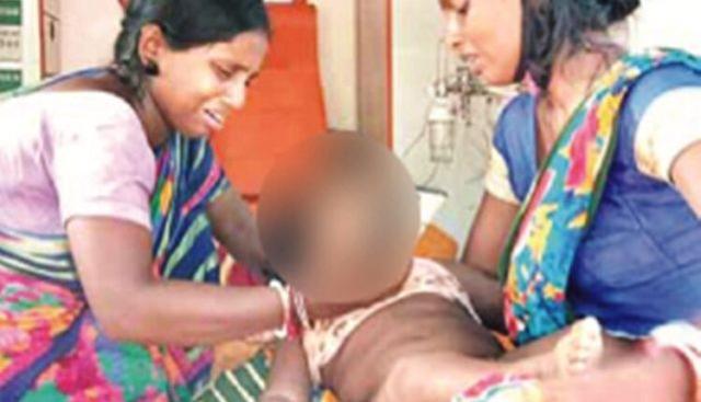 印度救护车司机送病重男婴去医院途中，竟午休2小时，致男婴死亡