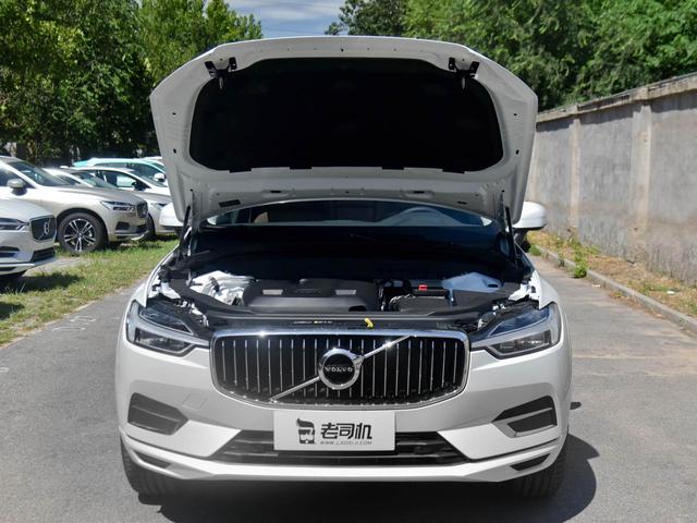 2020款沃尔沃XC60，2.0T+8AT，最安全的SUV了解一下？