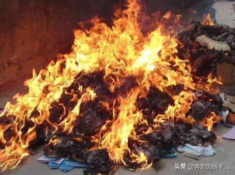 中国古代历史上曾有的四次焚书事件