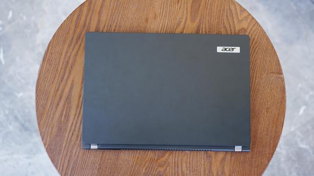 Acer TravelMate P6全面评测：轻薄全能，职场商务之选