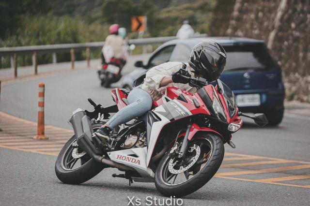 Ů����˵����Ϊ����ԲĦ���Σ�����Ninja 400