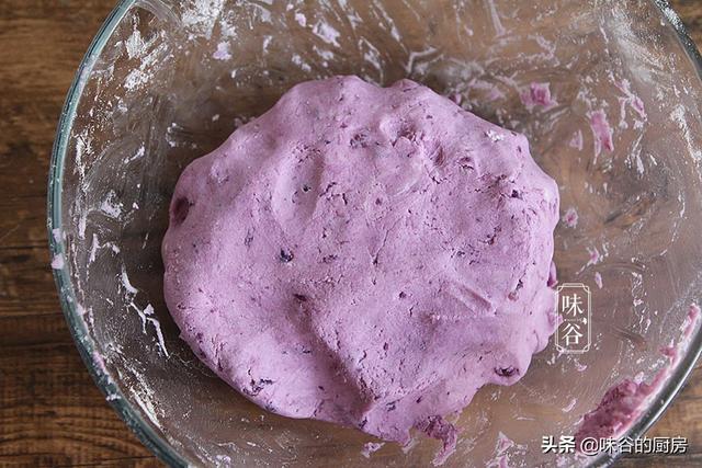 入秋了，此碱性食物我家必食，做成糕点蒸着吃，香甜软糯，真解馋