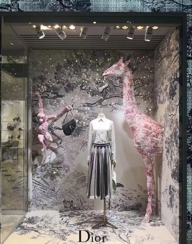 艺术与设计 - dior迪奥这10年(2010-2020)创作的精彩橱窗陈列,值得