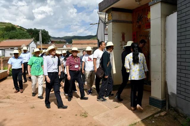 央视书画频道重磅报道2020年“交响丝路 · 问道崆峒”平凉崆峒文化旅游节系列活动