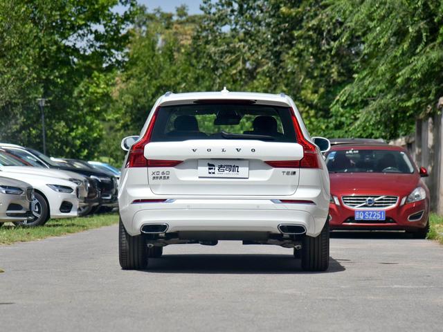 2020款沃尔沃XC60，2.0T+8AT，最安全的SUV了解一下？