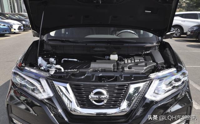 最适合家用的三款SUV，低至16.98万，RAV4、CR-V和奇骏怎么选？