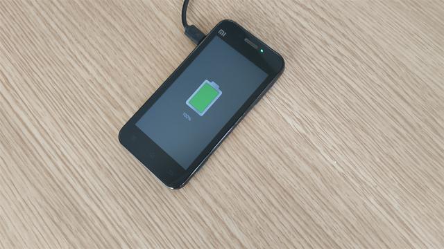 小米MI 電信版8周年紀念