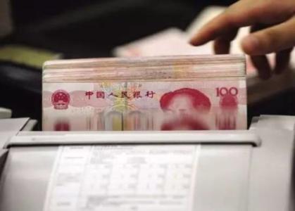 存款时，银行为何会推荐理财产品？一切都要从