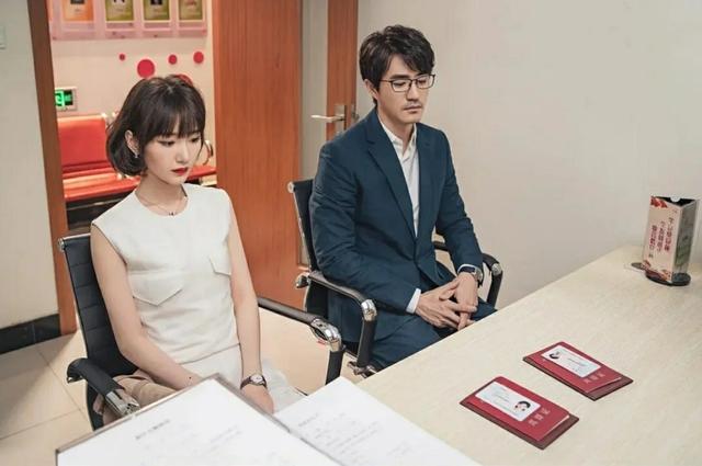 合体|杨玏毛晓彤合体自拍戏里幸福戏外暖心互动CP感十足