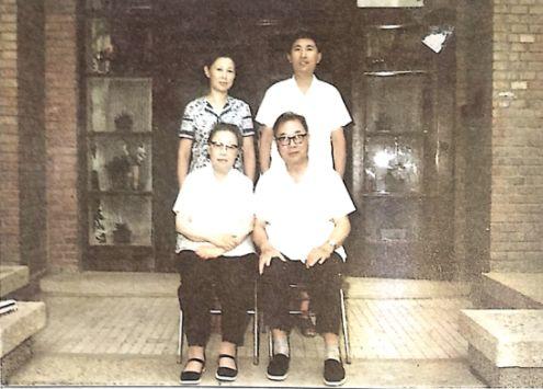 没想到高晓松妈妈那么厉害竟是建筑大师梁思成的弟子