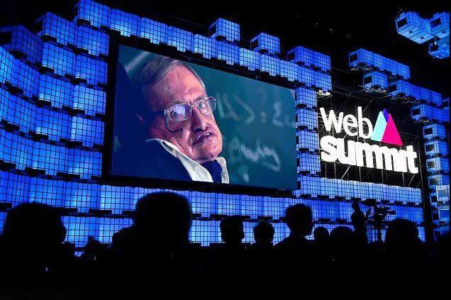 霍金预言：600年后地球将会毁灭，人类移居到南