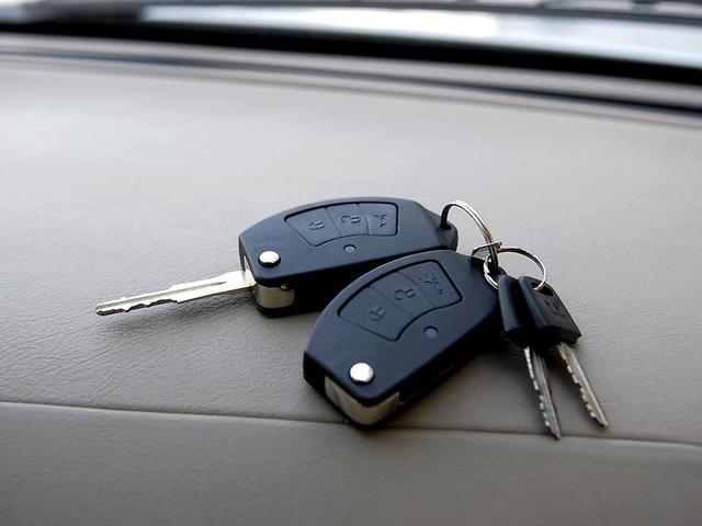 配车遥控钥匙多少钱(配汽车遥控钥匙价格表)