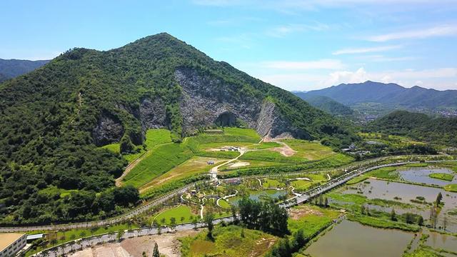 看浙江雙浦如何修復受損“富春山居圖”，讓傳世美景再現(xiàn)