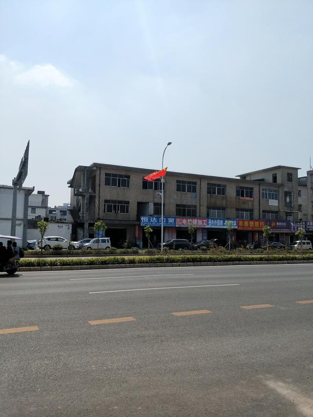 深圳沙井马鞍山拆迁,一铺难求到凌乱不堪,越来越多的人选择逃离