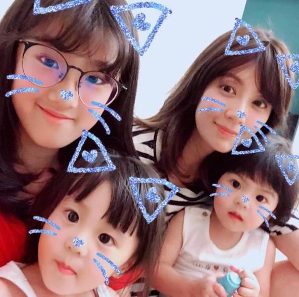 有一种“大眼睛”是贾静雯的女儿，咘咘最像妈，梧桐妹正脸也很美