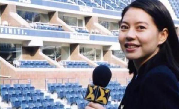 那个叛逃入美籍的网球冠军胡娜，多年后回国捞