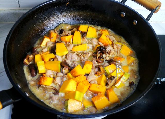 秋天，此瓜才最香甜，加米饭1拌，满屋飘香，家人都爱吃